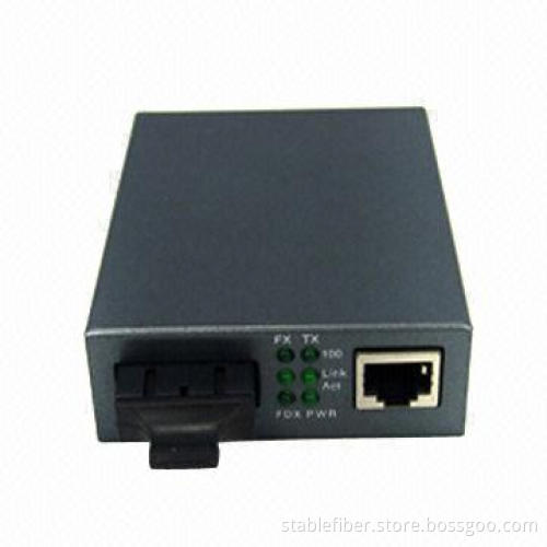 10/100/1000Mbps fiber optic media converter, RoHS Directive-compliant